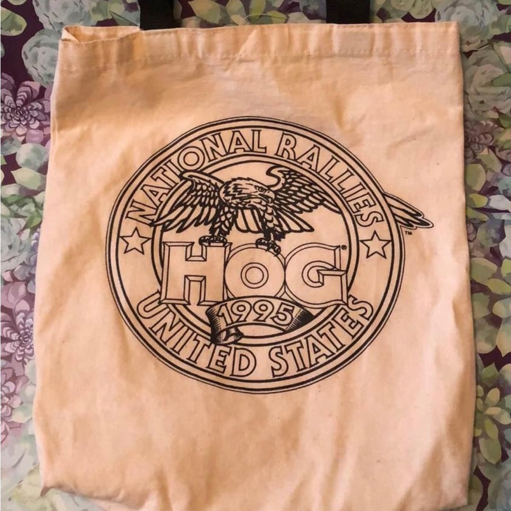 Good condition vintage 1995 Harley-Davidson “HOG” National Rallies Tote Bag
